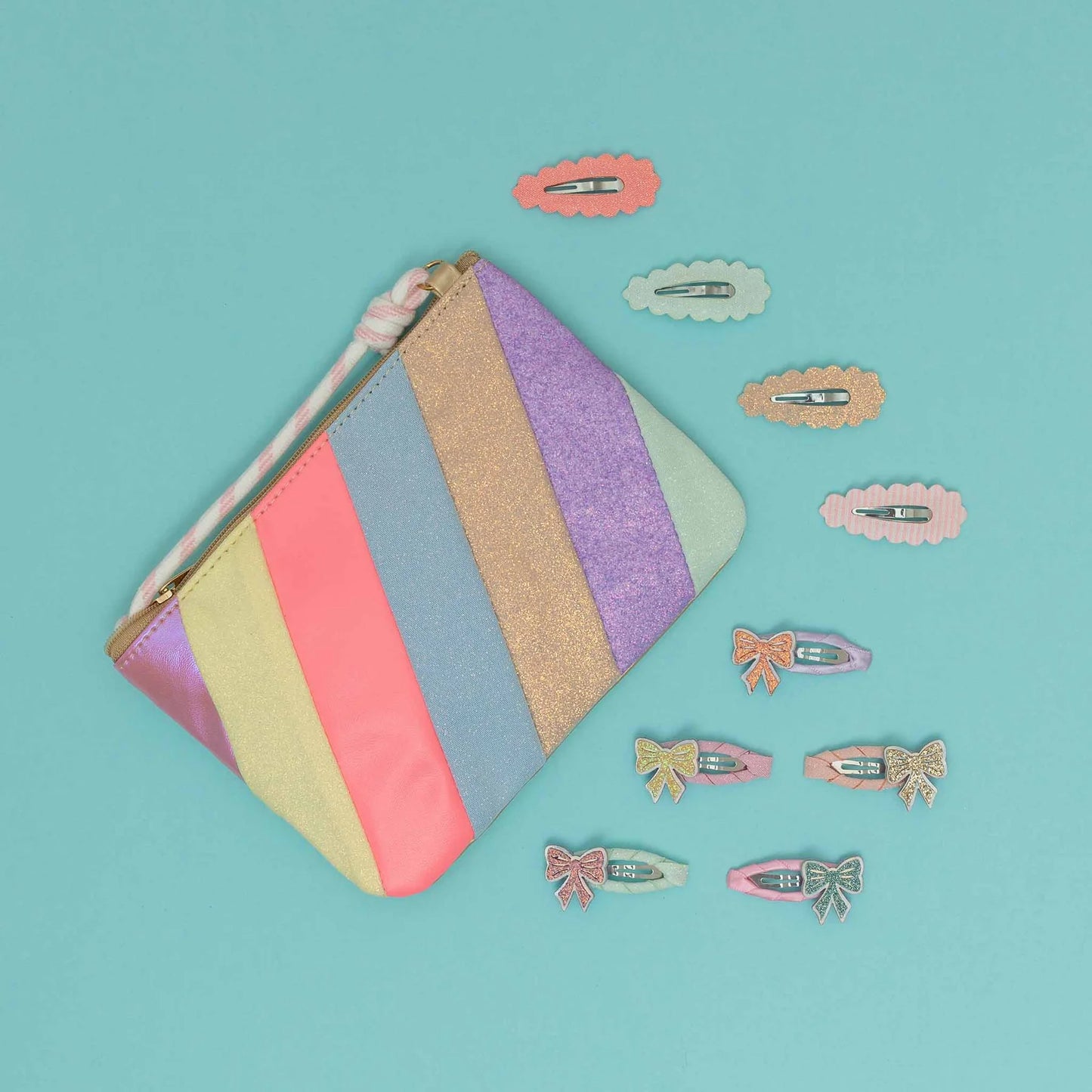 SCALLOPED EDGE MINI CLIC CLACS